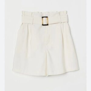 ♥️ Brand New! ♥️ size 12 H&M Highwaisted Paperbag shorts ♥️